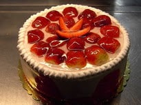 6-9 Kişilik Gurme Çilekli Premium Seri Samsun pasta